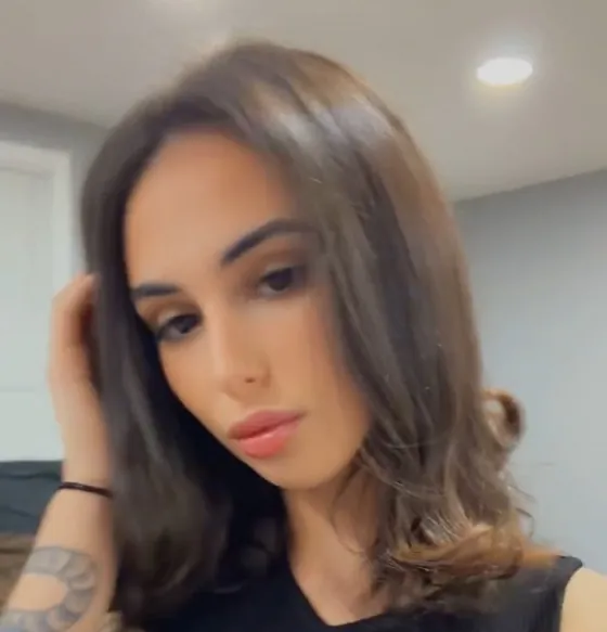 Stripper in Boston Chanel